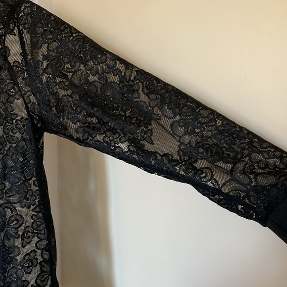 Black lace bomber jacket - Picture 3 of 6